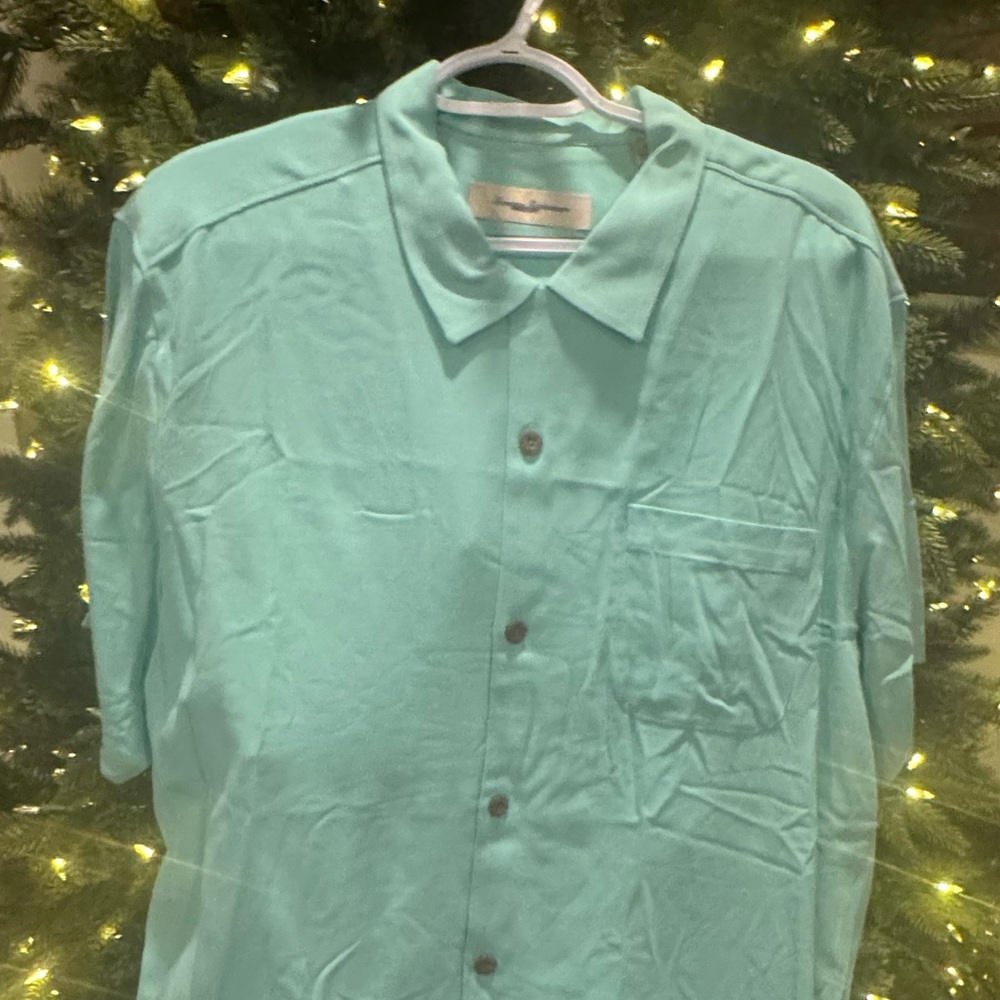 Tommy Bahama - Men’s short sleeve shirt